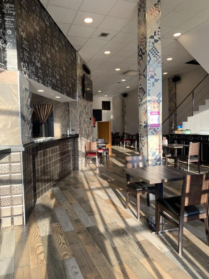 Hotel Riojano